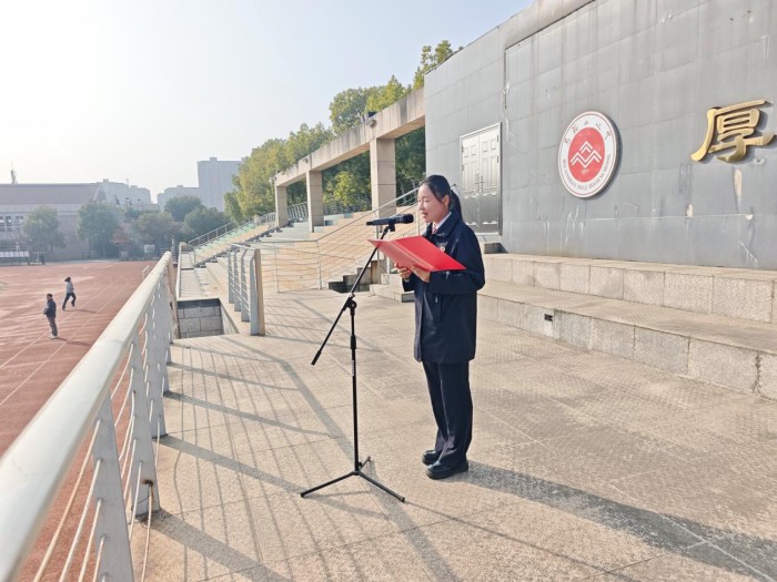 图片 1.jpg 图片 1.jpg